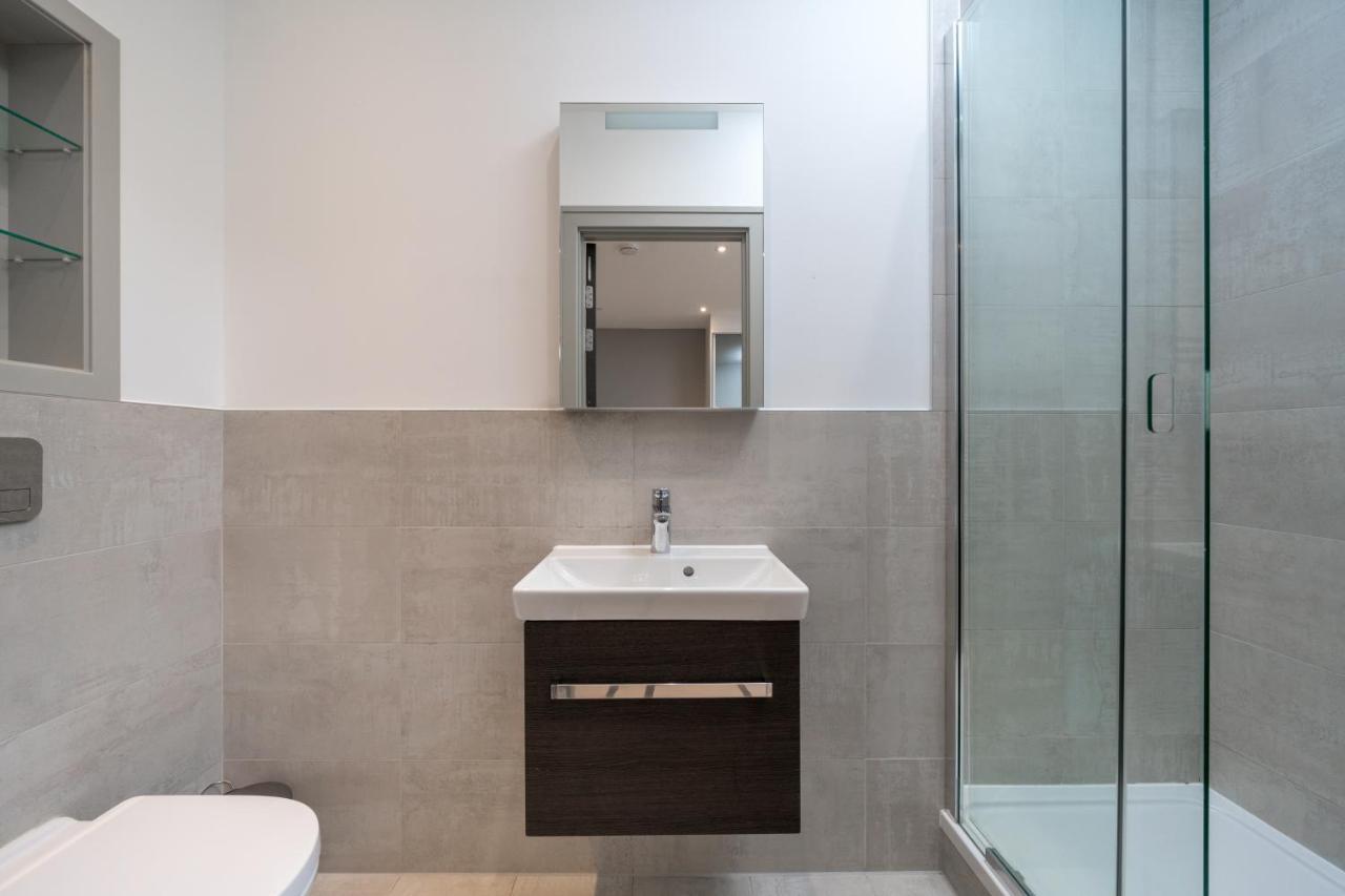 Modern London City Apartment - Victoria Line Εξωτερικό φωτογραφία