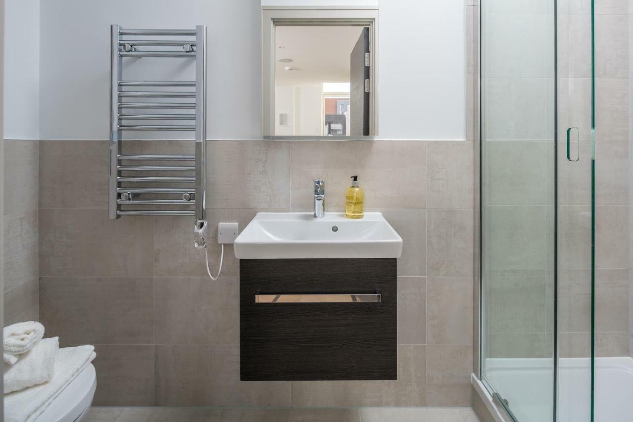 Modern London City Apartment - Victoria Line Εξωτερικό φωτογραφία