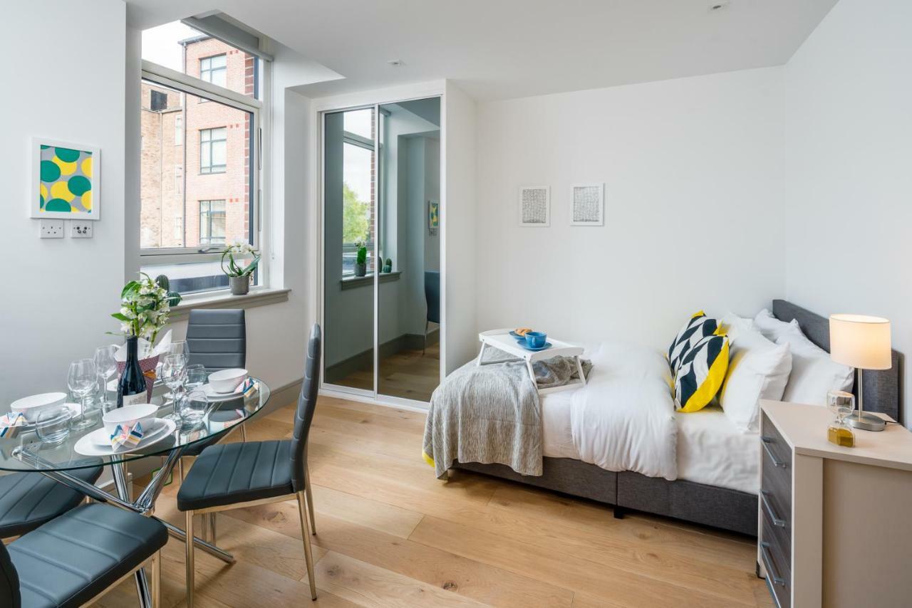 Modern London City Apartment - Victoria Line Εξωτερικό φωτογραφία